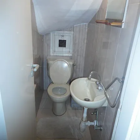 펜션 Andriana House 라르나카