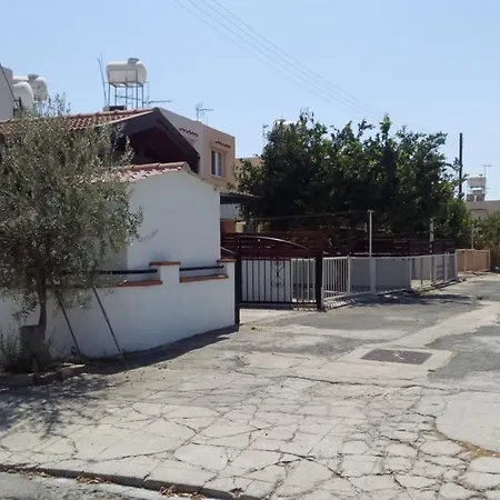 Andriana House Дом отдыха Ларнака